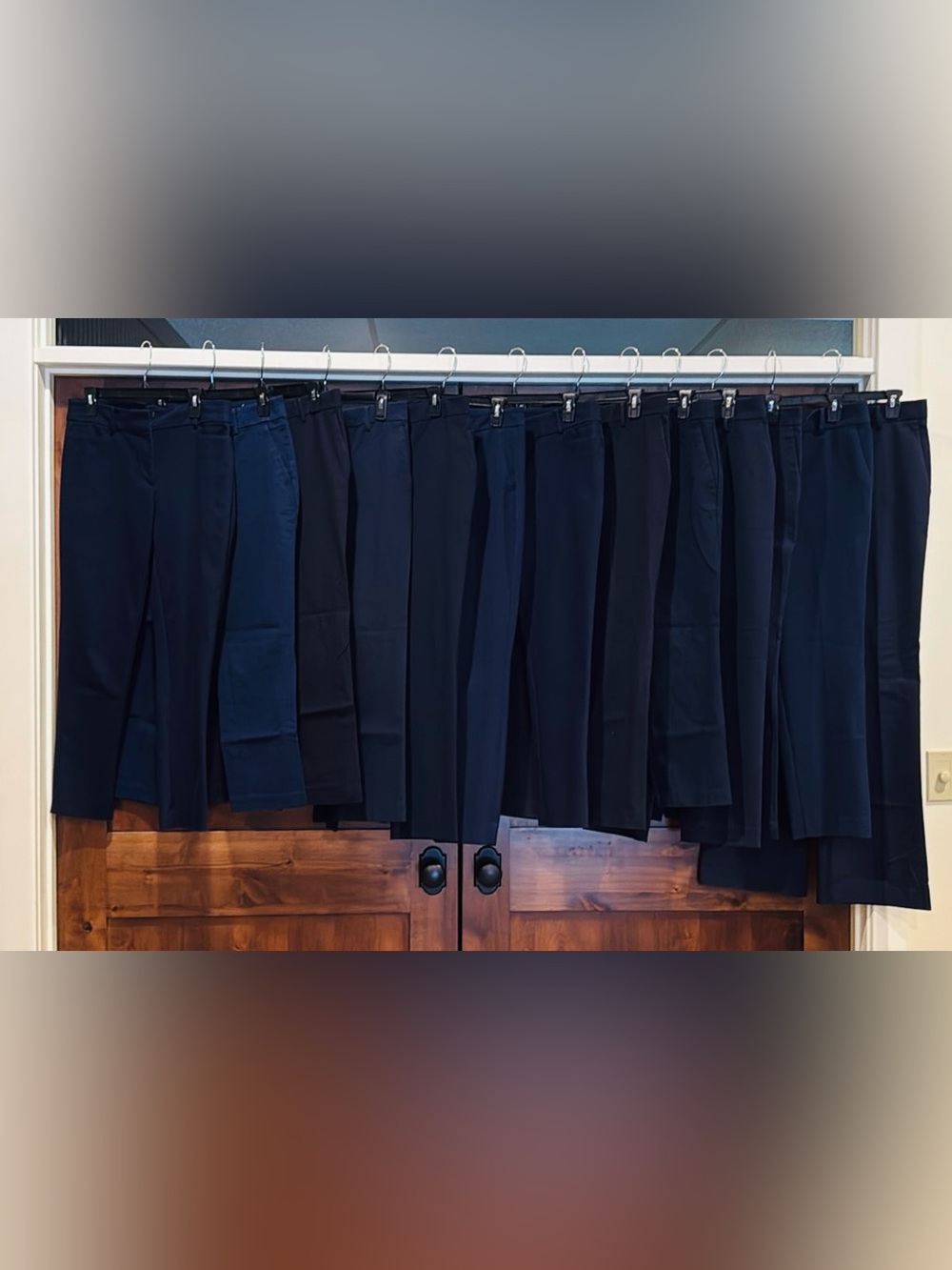 Ann Taylor Navy Ankle-Length Cropped Dress Pants